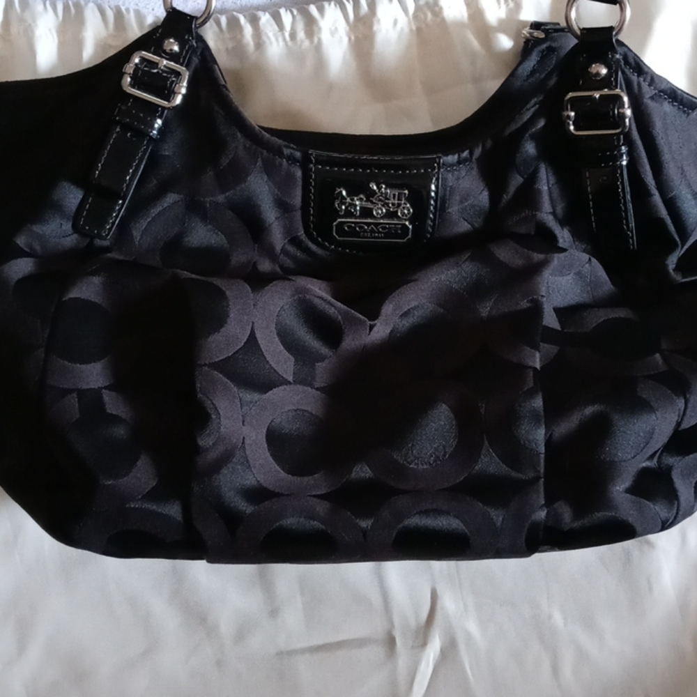 Coach purse - Picture 1 of 8